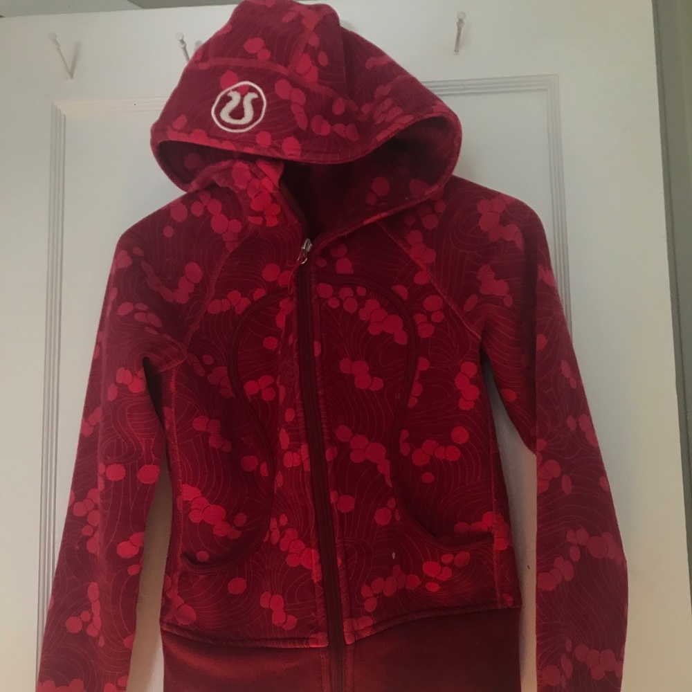Lululemon Cropped Scuba Hoodie